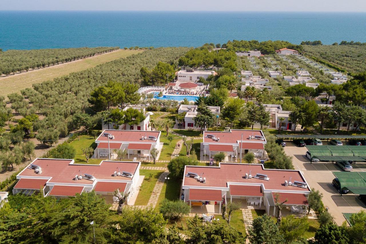 Villaggio Baia Del Monaco Манфредония Экстерьер фото